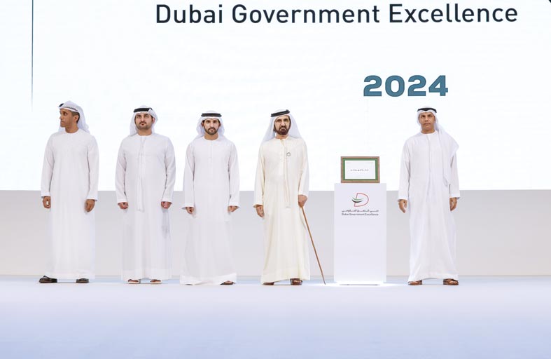 محمد بن راشد: العمل الحكومي في دبي أصبح نموذجاً عالمياً بسعيه الدائم نحو تحقيق مراكز الصدارة والريادة  