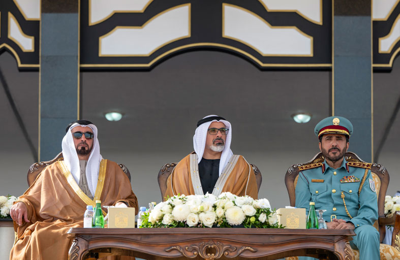 تحت رعاية رئيس الدولة.. خالد بن محمد بن زايد يشهد حفل تخريج كلية الشرطة 