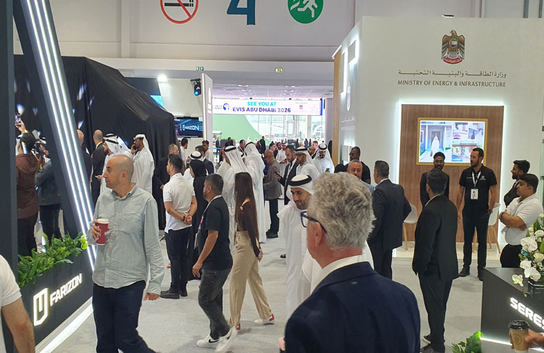 انطلاق معرض ومؤتمر المركبات الكهربائية «EVIS» أبوظبي 