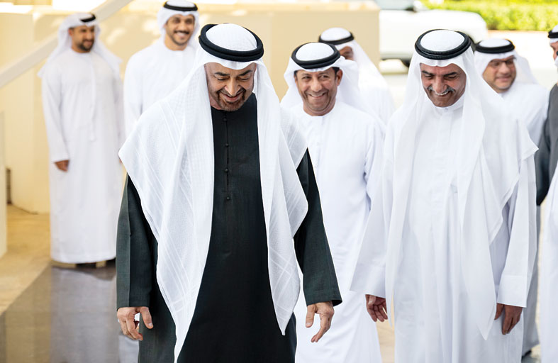 رئيس الدولة يستقبل حاكم الفجيرة ويبحث معه الموضوعات والقضايا التي تهم شؤون الوطن والمواطن 