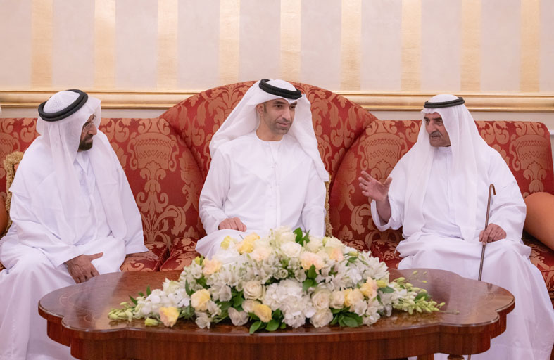 حمد الشرقي يستقبل المهنئين بشهر رمضان بحضور ولي عهد الفجيرة 