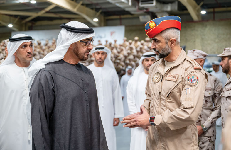 رئيس الدولة: تطوير القوات المسلحة وتحديث قدراتها وتعزيز جاهزيتها أولوية إستراتيجية 