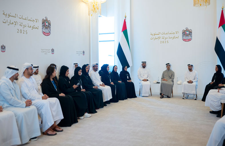 منصور بن زايد: الإمارات تراهن على أبنائها الشباب في مواصلة مسيرة البناء والتقدم 