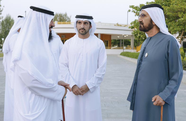 محمد بن راشد يستقبل المهنئين بشهر رمضان المبارك 