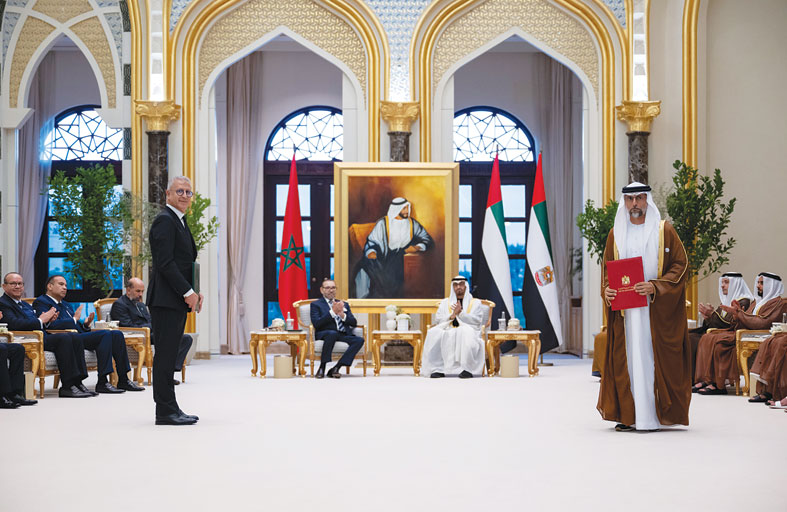 رئيس الدولة وملك المغرب يؤكدان ضرورة التحرك الدولي لوقف إطلاق النار في غزة وحماية المدنيين 