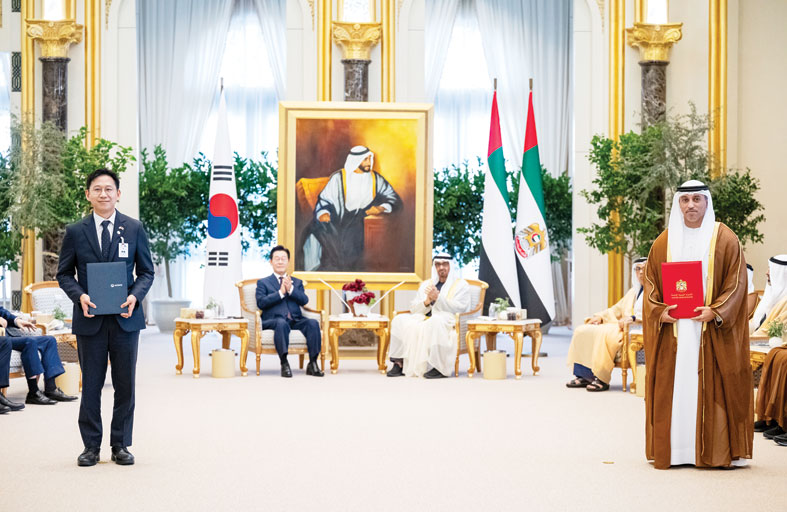 رئيس الدولة والرئيس الكوري يشهدان تبادل عدد من مذكرات التفاهم والاتفاقيات بين البلدين 