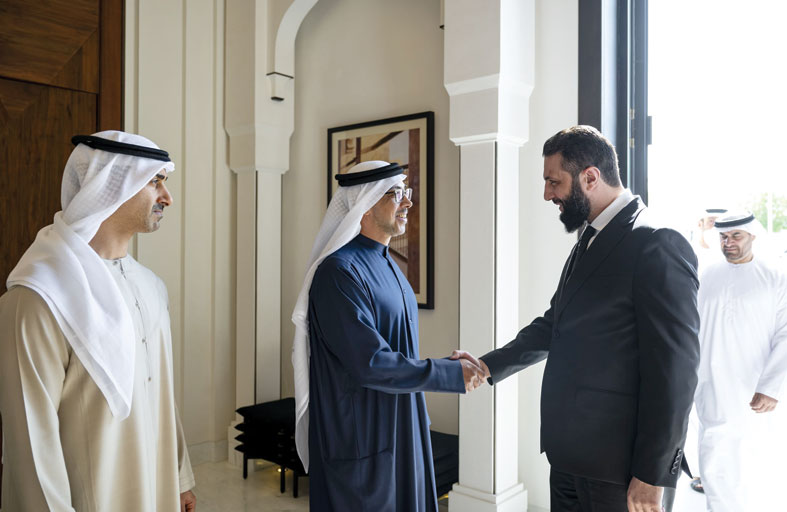 رئيس الدولة يؤكد دعم الإمارات كل ما يحقق تطلعات الشعب السوري الشقيق نحو الاستقرار والتنمية 