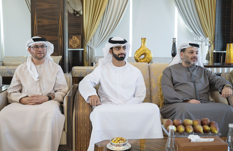 رئيس الدولة يزور حاكم عجمان ويؤكدان أن تمكين المواطن يبقى محور خطط التنمية وعلى قمة الأولويات 
