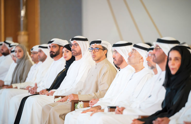 منصور بن زايد: ستظل الكوادر الوطنية في قلب أولوياتنا 