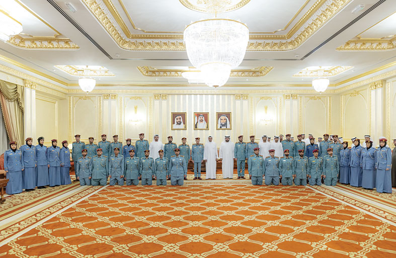 حاكم الفجيرة يستقبل وفد الوطني الاتحادي والمهنئين بشهر رمضان بحضور ولي عهده 