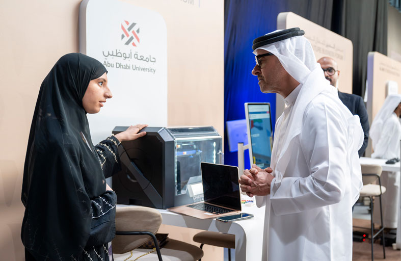 هزاع بن زايد يفتتح فعاليات الدورة الأولى من منتدى العين لأعمال المستقبل 