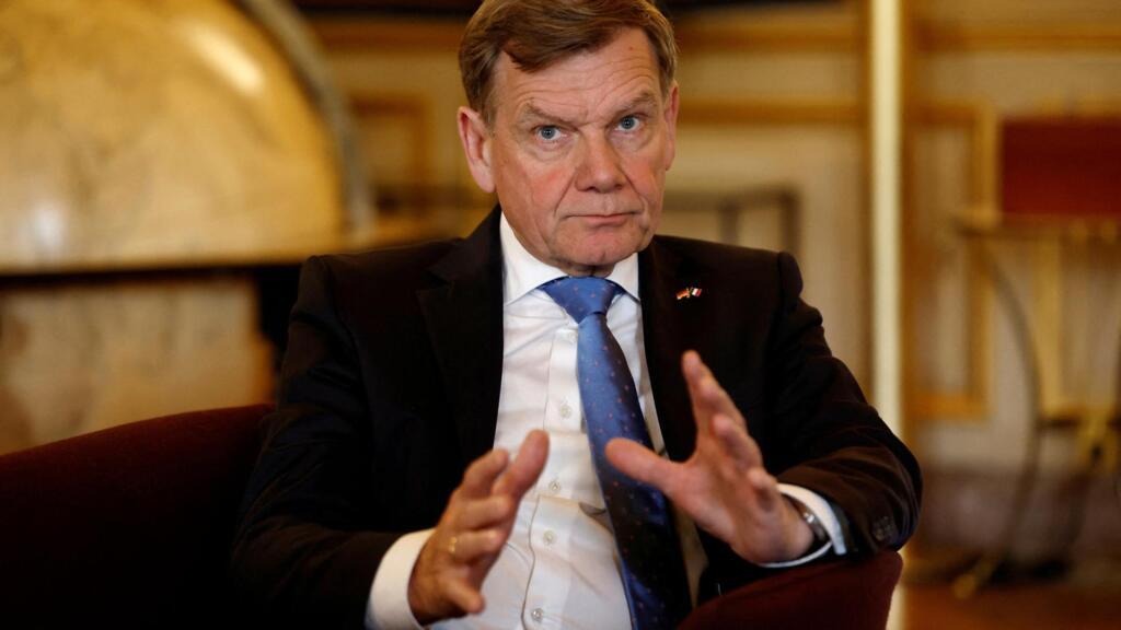 زعماءُ أوروبا يتجَنبون استعداءَ إدارة ترامب التي يخشون تَقلُبات قائدِها  