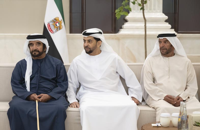 رئيس الدولة يستقبل وفد المجلس الوطني الاتحادي وعدداً من المسؤولين والمواطنين والضيوف 