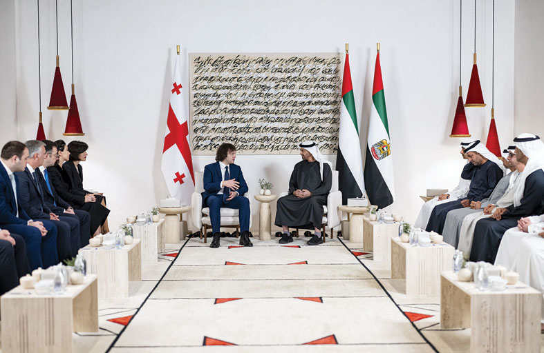 رئيس الدولة ورئيس وزراء جورجيا يبحثان تعزيز التعاون في إطار الشراكة الاقتصادية الشاملة بين البلدين 