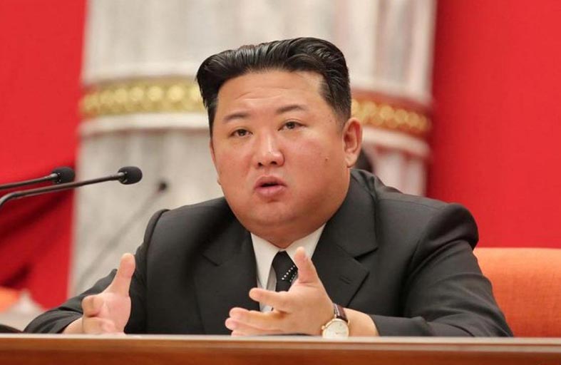 كيم جونج يرأس اجتماعاً عسكرياً.. هل توجد تجربة نووية؟