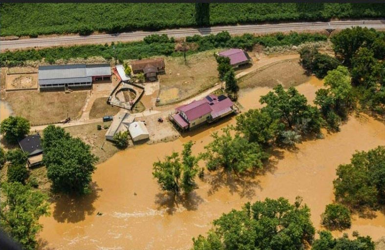 ارتفاع حصيلة فيضانات كنتاكي إلى 37 قتيلًا 