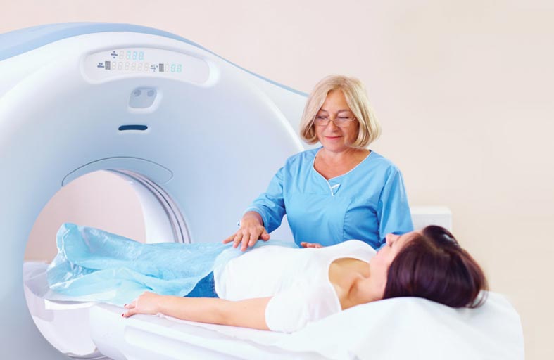 اختصاصي أشعة يكشف متى يكون الإشعاع مفيدا