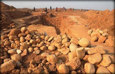 اكتشاف 20 مقبرة من قبل الميلاد