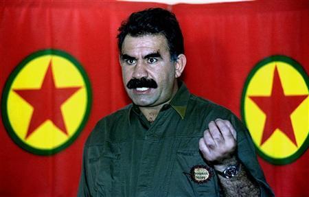 أوجلان يطالب بحل قضية مقتل الكرديات