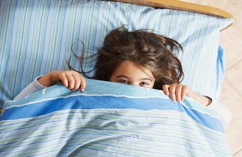 كيفية التعامل مع النوم المتقطّع للأطفال 