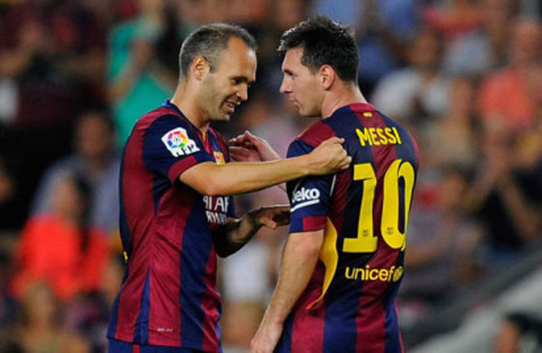 إنييستا: لا أتخيل برشلونة دون ميسي