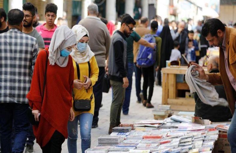 بائعو الكتب يتحدون الأزمة الصحية