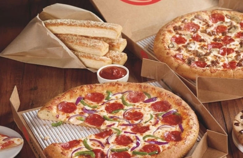 لندن .. إغلاق وغرامة ضخمة لفرع بيتزا مليء بالفئران