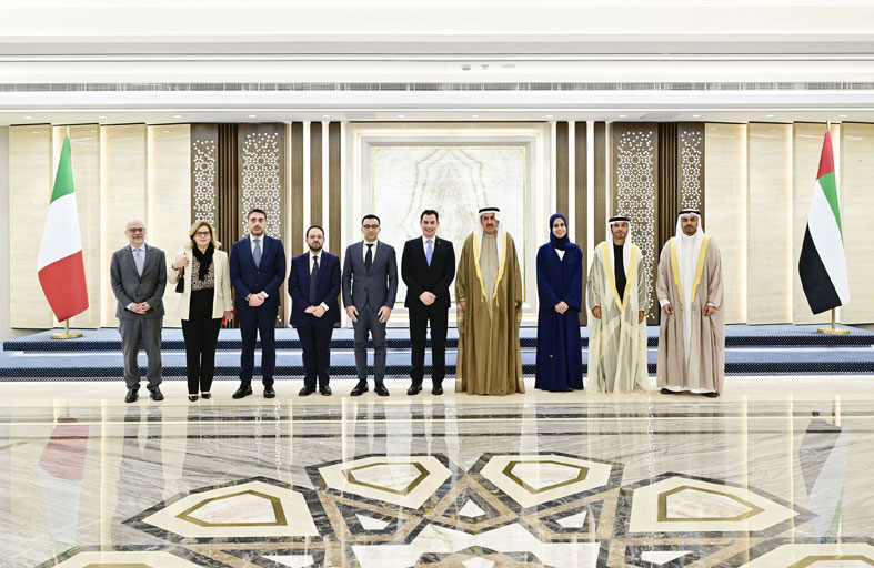 صقر غباش يستقبل رئيس اللجنة البرلمانية المعنية بالمناخ والبيئة في البرلمان الإيطالي