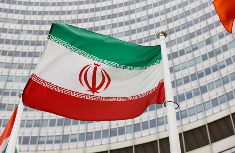رغم نفي واشنطن.. إيران تؤكد الاتفاق على تبادل السجناء