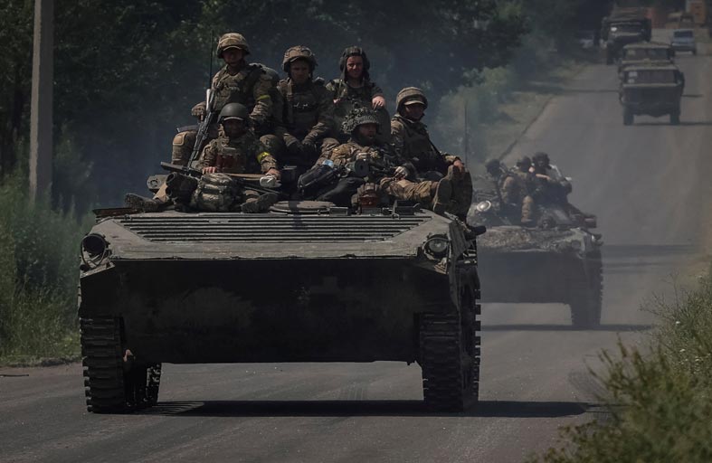 «تطهير أم قبضة حديدية».. قضايا التجسس تفاقم معاناة أوكرانيا