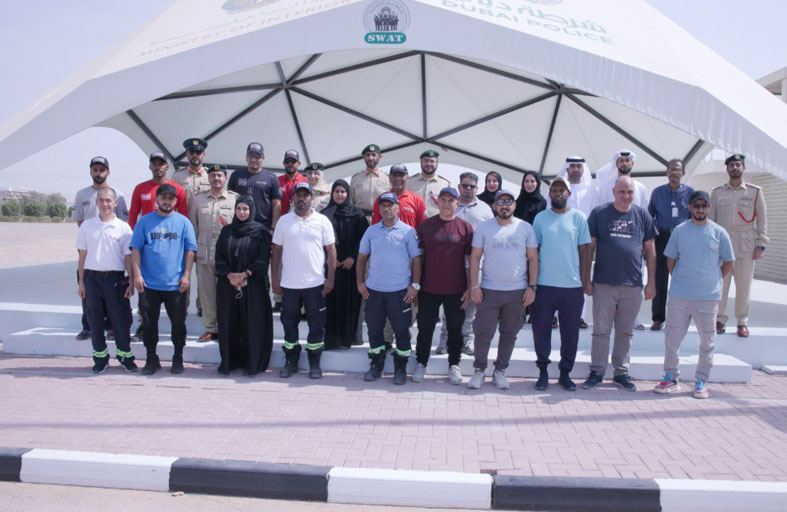 شرطة دبي تعزز مهارات سائقي مركبات الإسعاف للتعامل مع مختلف الحوادث