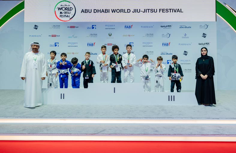 حضور جماهيري كبير وأجواء حماسية في ثاني أيام النسخة (16) من بطولة أبوظبي العالمية لمحترفي الجوجيتسو 