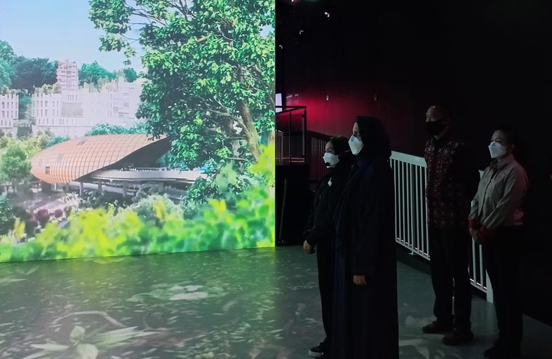 ميثاء الشامسي تزور جناح إندونيسيا في إكسبو 2020 دبي