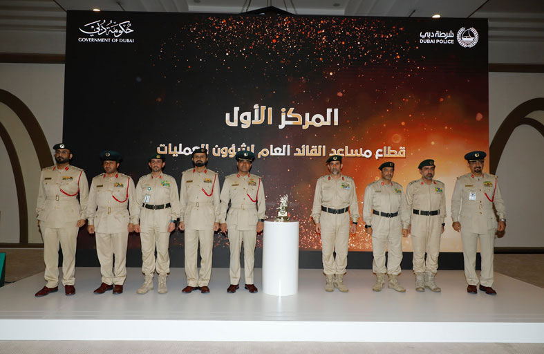 عبد الله المري يكرم الفائزين في برنامج الأفكار السنوي لعام 2021