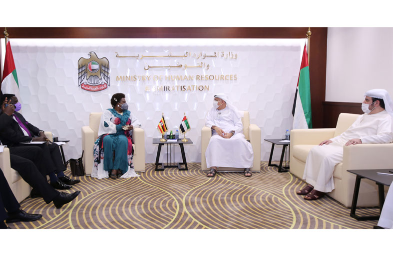 الإمارات و أوغندا تبحثان تطوير آفاق التعاون في مجالات العمل