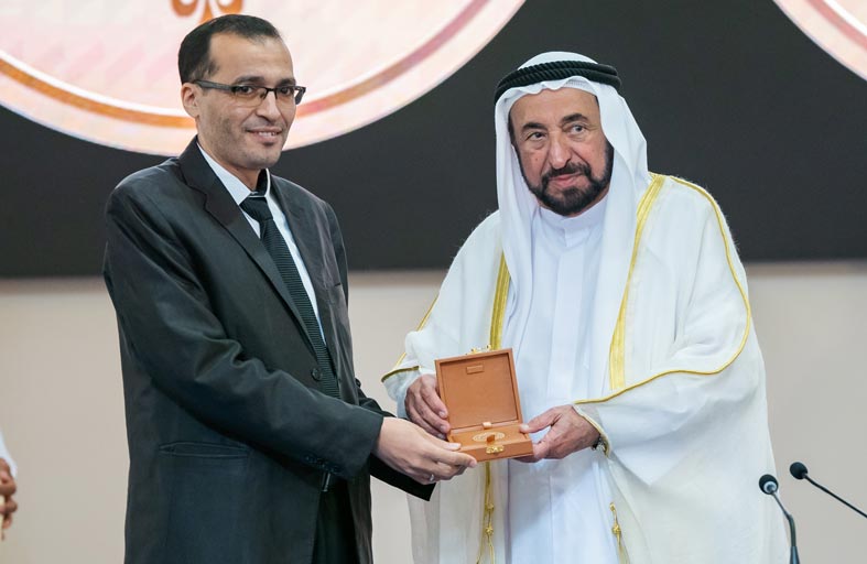 حاكم الشارقة يكرّم الشعراء الفائزين بجائزة القوافي 2022 