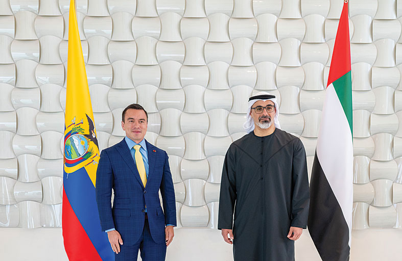 خالد بن محمد بن زايد ورئيس الإكوادور يبحثان تعزيز العلاقات الثنائية 