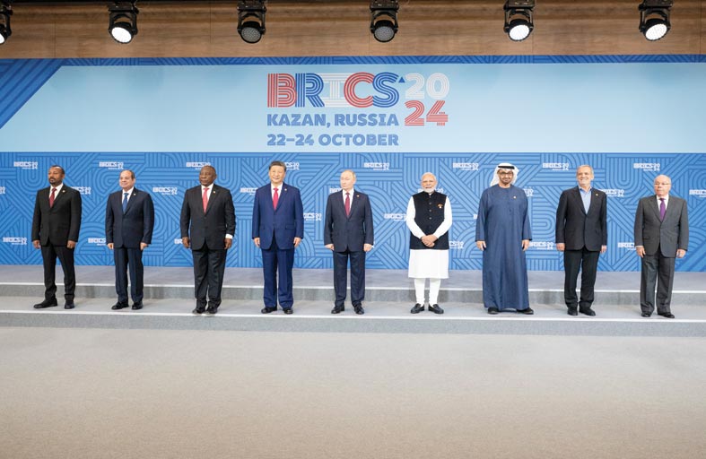 رئيس الدولة يؤكد دعم الإمارات العمل الدولي متعدد الأطراف لخدمة التنمية والسلام في العالم 