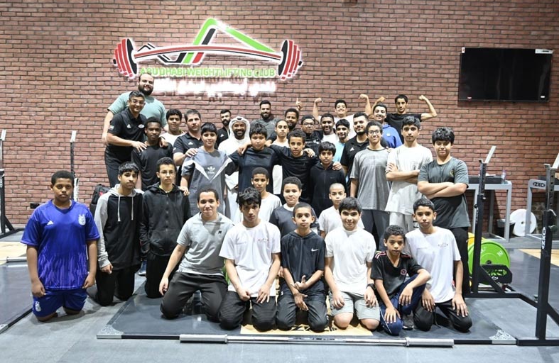 «أبوظبي لرفع الأثقال» يضم 36 طالباً من الموهوبين