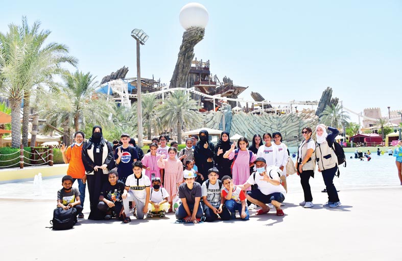 ياس ووتروورلد أبوظبي تستضيف 30 طفلاً من هيئة الهلال الأحمر الإماراتي 