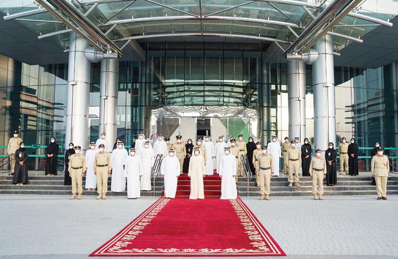 محمد بن راشد: أمن المجتمع وسلامة أفراده ومؤسساته مسؤولية كبيرة يحملها أبناء الوطن بكل اقتدار وأمانة وإخلاص  