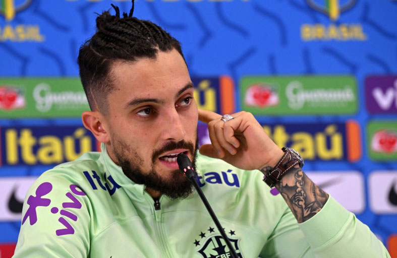 البرازيلي تيليس ينضم إلى رونالدو في النصر 