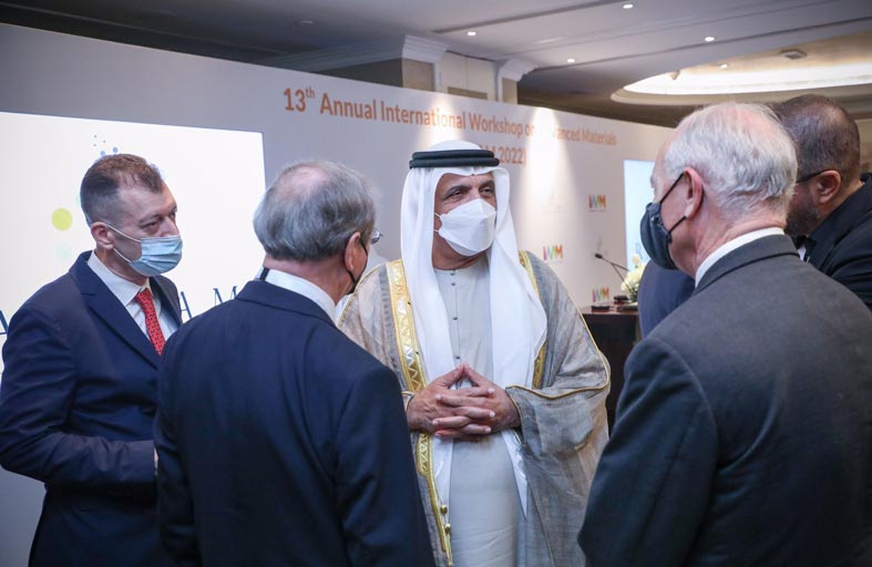 حاكم رأس الخيمة: البحث العلمي مرتكز أساسي لتحقيق التنمية المستدامة الشاملة