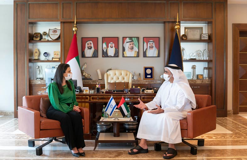 سيف بن زايد يلتقي وزيرة الداخلية الإسرائيلية