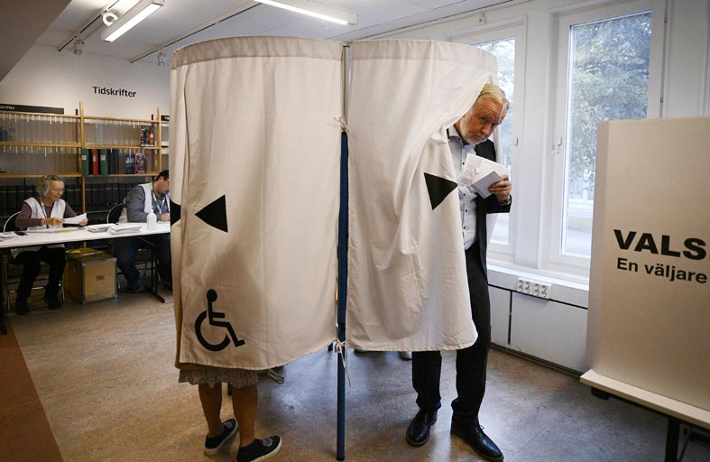 انتخابات تشريعية في السويد يطبعها صعود اليمين المتطرف 