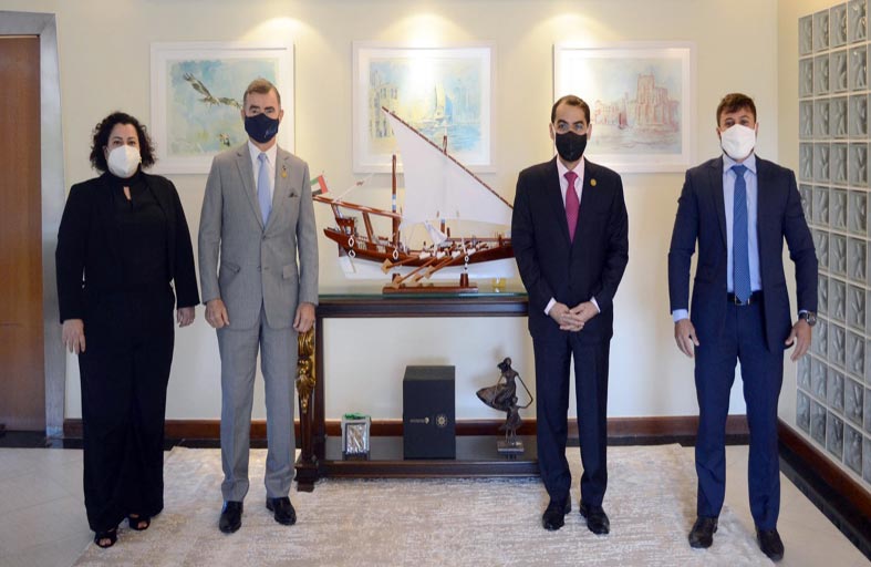 سفير الدولة يلتقي رئيس وكالة الفضاء البرازيلية