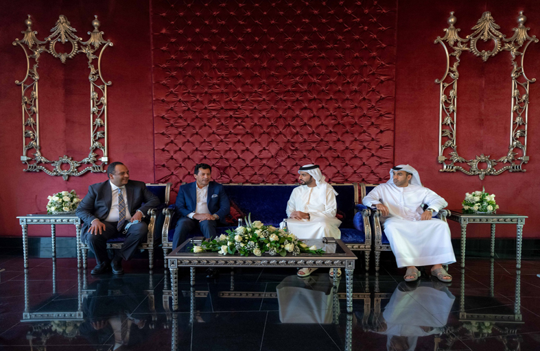 راشد بن حميد يستقبل وزير الشباب والرياضة المصري 