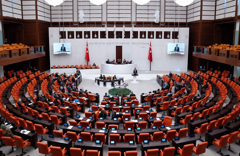 العمال الكردستاني يندد بمشروع قانون بشأن مصير مقاتليه 