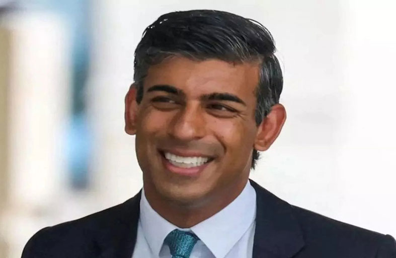 أسئلة تجتاح حكومة سوناك بعد إعادة تعيين وزيرة الداخلية