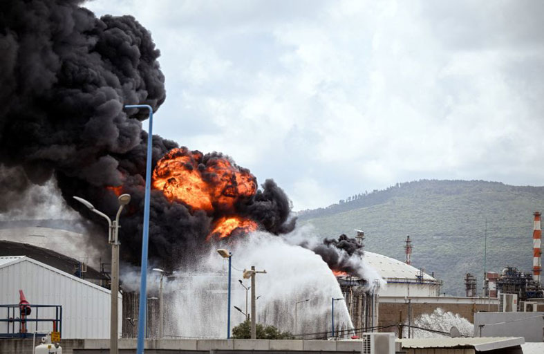 أضرار كبيرة في أكبر مجمع صلب إيراني إثر هجوم جوي